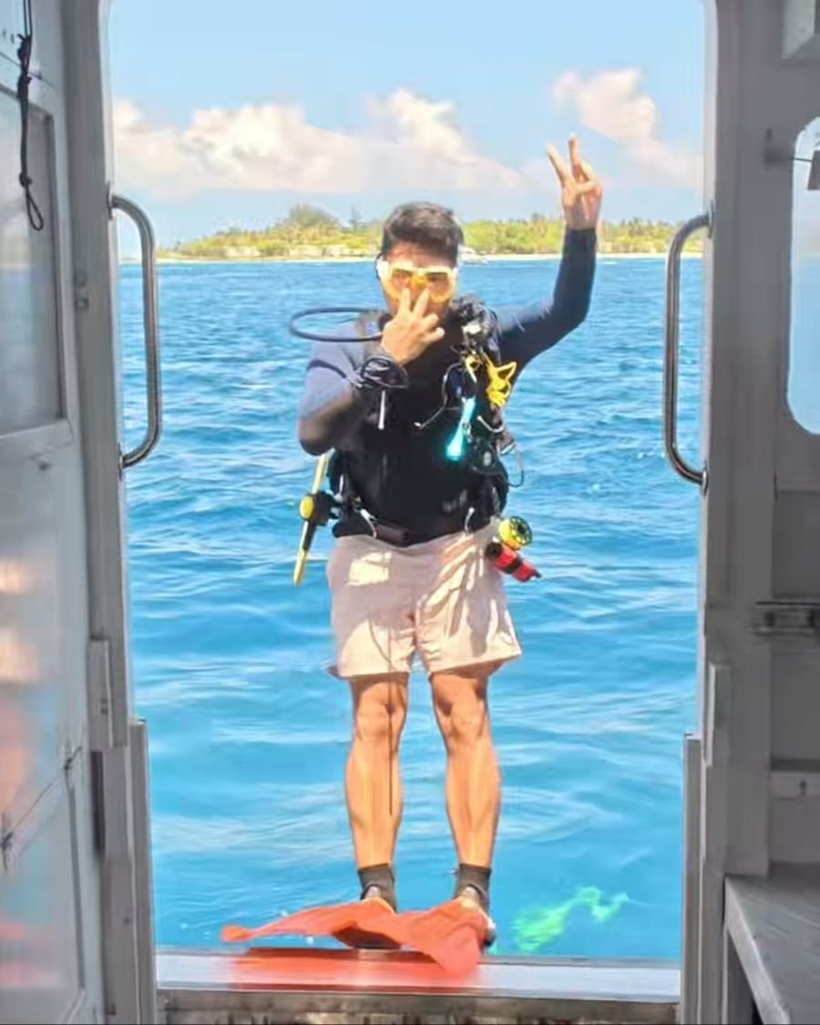 Vinh ready for a giant stride from the dive dhoni
